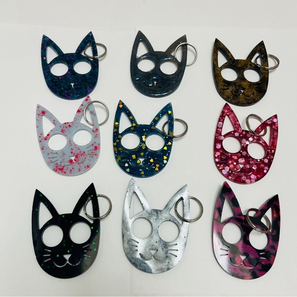 ❤️ stab with sparkle ✨ 🙏🏽 Handmade Resin Self Defense Key Chain: 1 for $7.00 - Picture 2 of 9